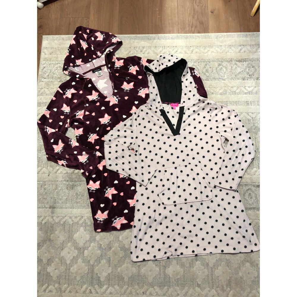 Woman's Juniors Small Pajama Bundle